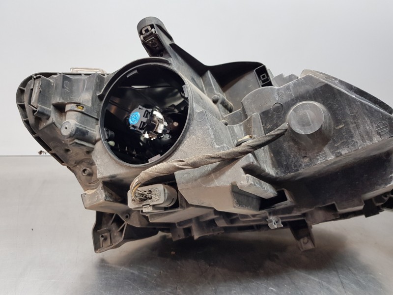 Recambio de faro izquierdo para mercedes clase m (w166) bluetec referencia OEM IAM A1668206659 A1668204659 