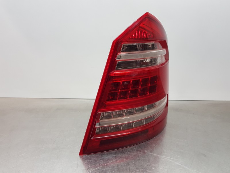 Recambio de piloto trasero derecho para mercedes clase gl (x166) 450 grand edition referencia OEM IAM A1648203464   Recambio de piloto trasero derecho para mercedes clase gl (x166) 450 grand edition referencia OEM IAM A1648203464