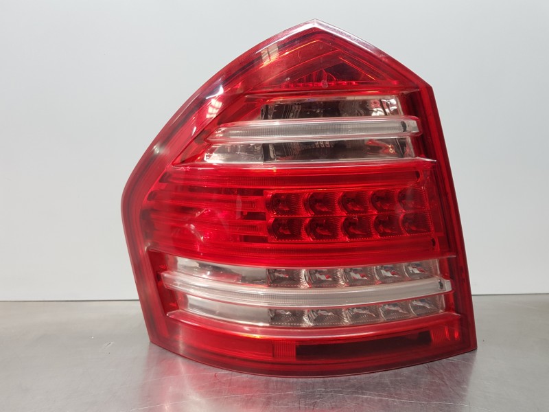 Recambio de piloto trasero izquierdo para mercedes clase gl (x166) 450 grand edition referencia OEM IAM A1648203364  