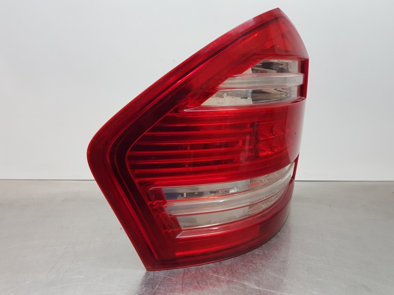 Recambio de piloto trasero izquierdo para mercedes clase gl (x166) 450 grand edition referencia OEM IAM A1648203364  