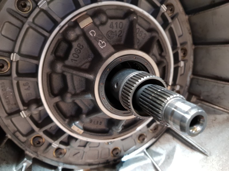 Recambio de caja cambios para land rover range rover sport ls referencia OEM IAM LR042869 AH427000GB 6HP28