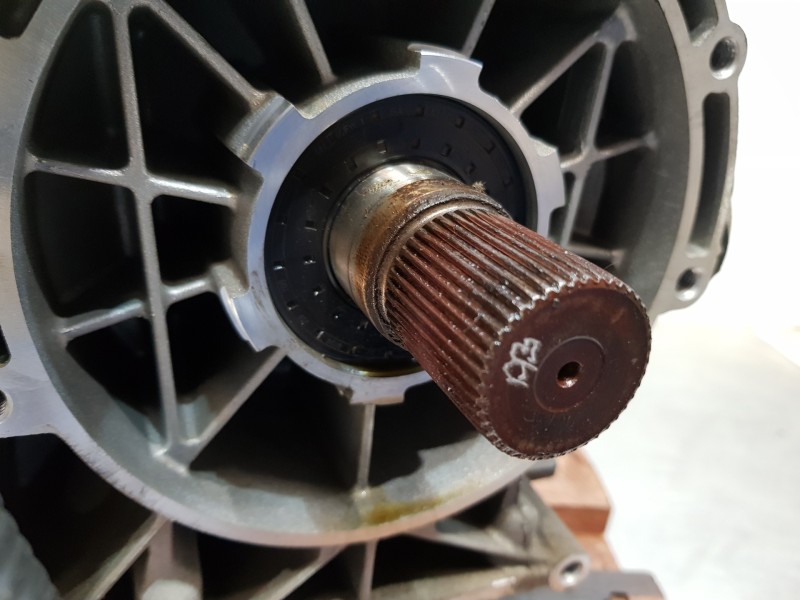 Recambio de caja cambios para land rover range rover sport ls referencia OEM IAM LR042869 AH427000GB 6HP28