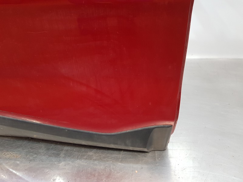 Recambio de puerta trasera derecha para kia stonic (ybcuv) eco dynamic referencia OEM IAM 77004H8400  