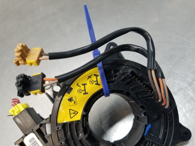 Recambio de anillo airbag para land rover range rover sport ls referencia OEM IAM LR018556 YRC500080 9H2214A664AA