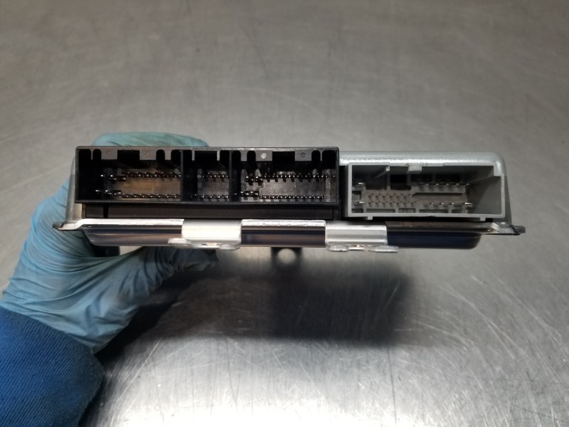 Recambio de centralita suspension para land rover range rover sport ls referencia OEM IAM AH4214D392AB  