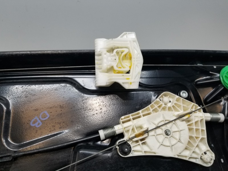 Recambio de elevalunas delantero izquierdo para land rover range rover sport ls referencia OEM IAM LR052110 AH2223201AC LR015451