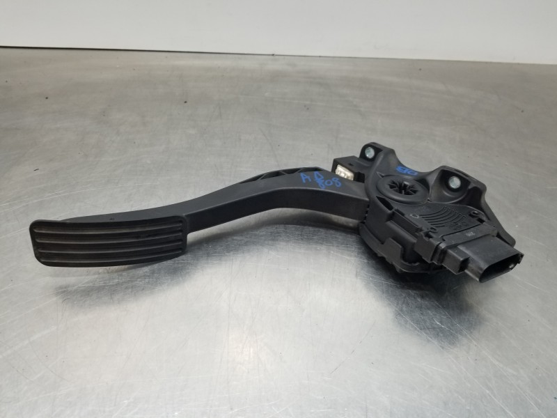 Recambio de potenciometro pedal para land rover range rover sport ls referencia OEM IAM LR013580 AH229F836AA 