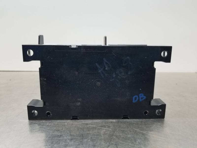 Recambio de modulo electronico para land rover range rover sport ls referencia OEM IAM 8H2210F845AA V 