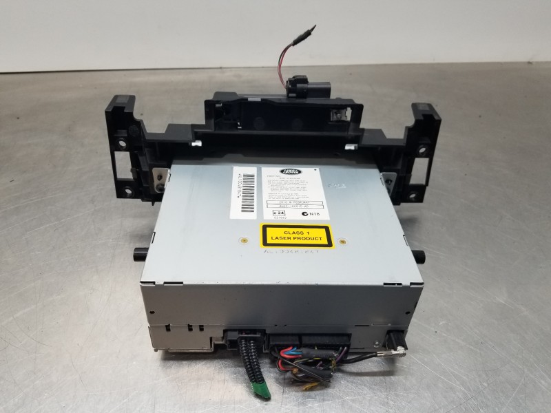 Recambio de sistema audio / radio cd para land rover range rover sport ls referencia OEM IAM AH2218C815AD  