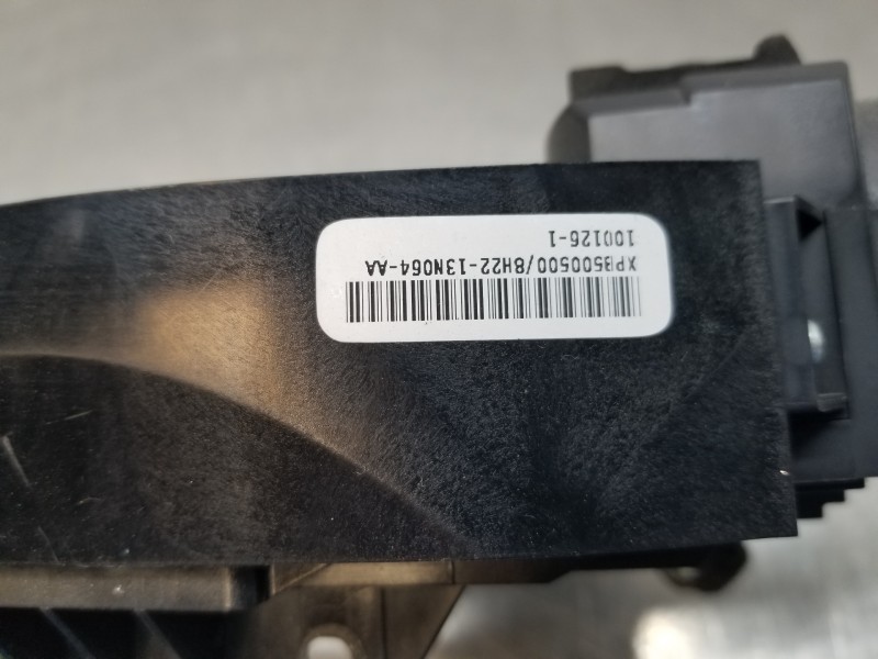 Recambio de mando multifuncion para land rover range rover sport ls referencia OEM IAM XPL500050 8H2213N064AA 5H223F974AA