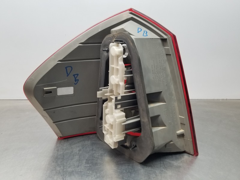 Recambio de piloto trasero derecho para mercedes clase gl (x164) 4-matic referencia OEM IAM A1648200664  