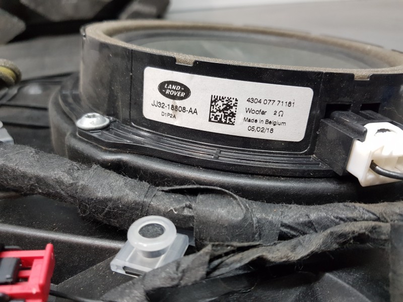 Recambio de molduras delanteras para land rover evoque 4x4 referencia OEM IAM LR048305 BJ3221123AE BJ3221123AE