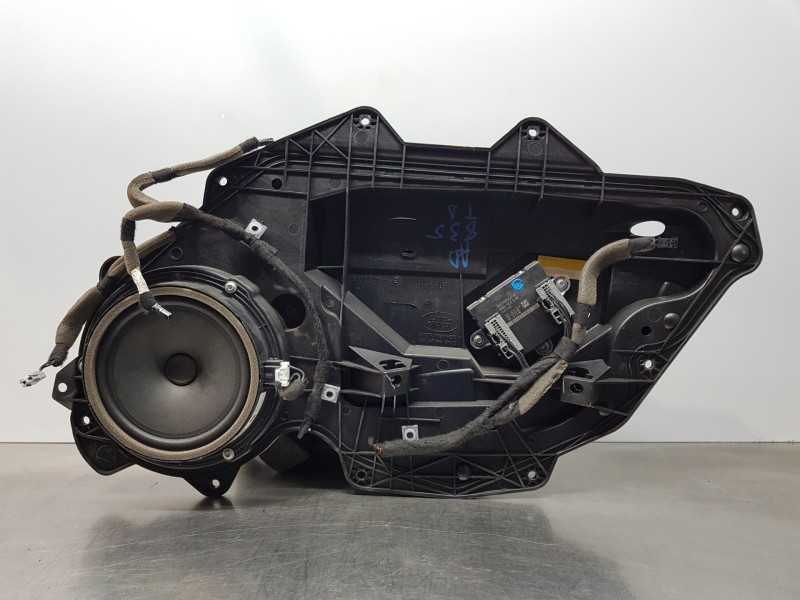 Recambio de molduras traseras para land rover evoque 4x4 referencia OEM IAM LR048294 BJ3224766AE HK8314D619BB