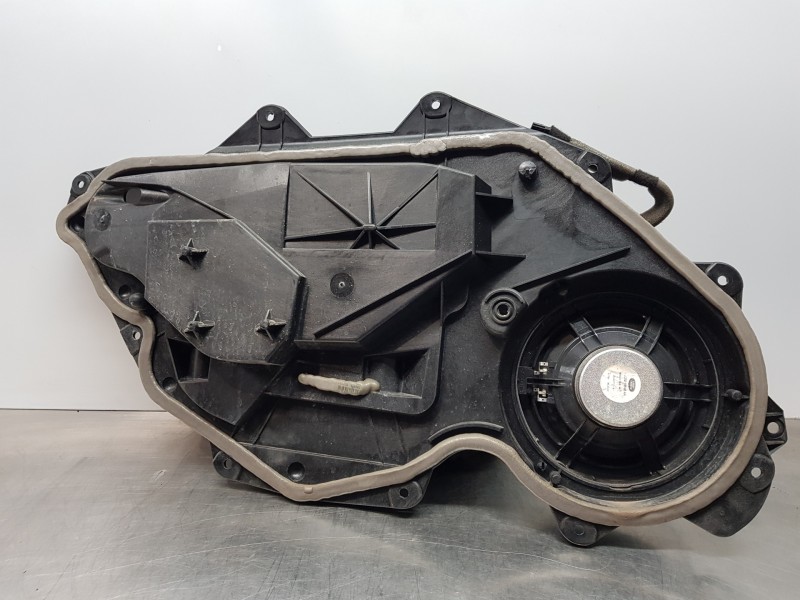 Recambio de molduras traseras para land rover evoque 4x4 referencia OEM IAM LR048294 BJ3224766AE HK8314D619BB