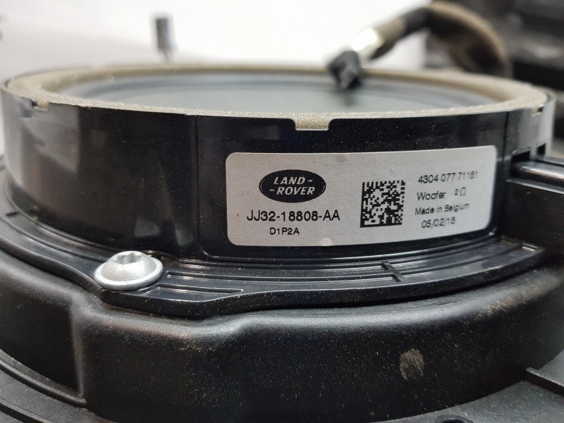 Recambio de molduras traseras para land rover evoque 4x4 referencia OEM IAM LR048294 BJ3224766AE HK8314D619BB