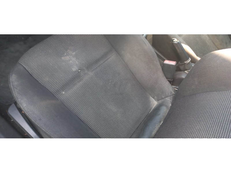 opel astra gtc del año 2006