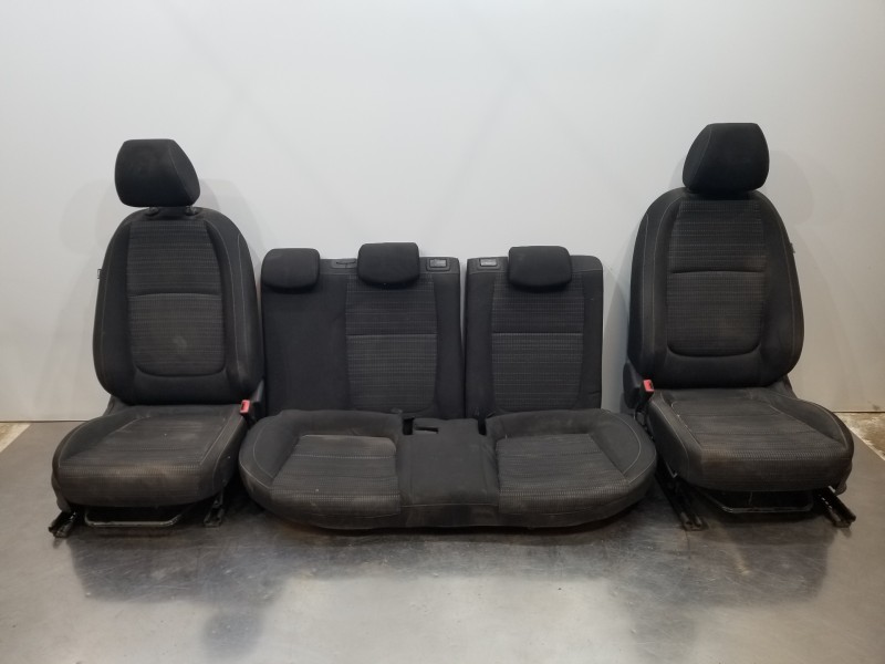 Recambio de juego asientos completo para kia stonic (ybcuv) eco dynamic referencia OEM IAM 88500H8020 88300H8080CUC 88600H8000