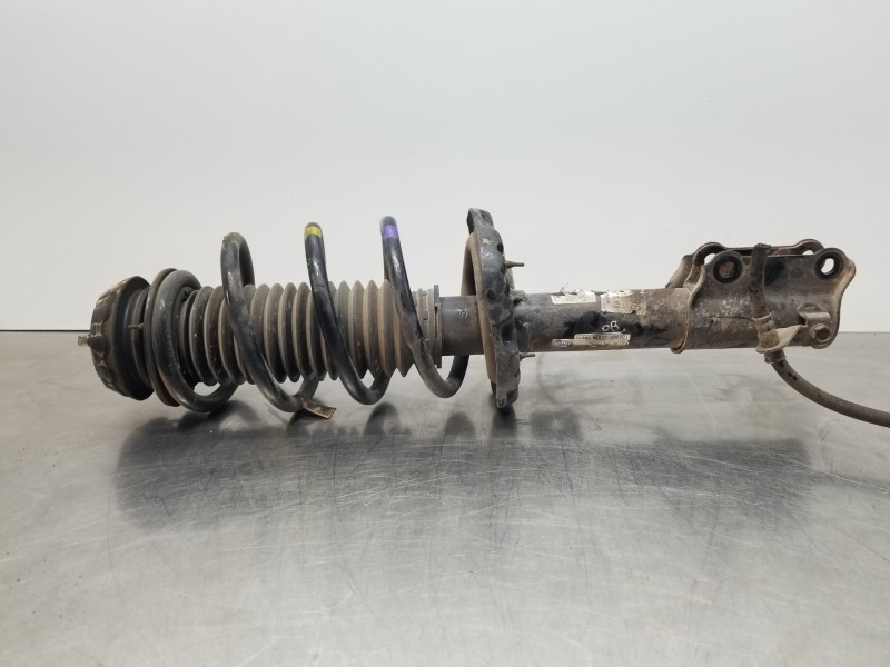 Recambio de amortiguador delantero izquierdo para kia stonic (ybcuv) eco dynamic referencia OEM IAM 54650H8600  