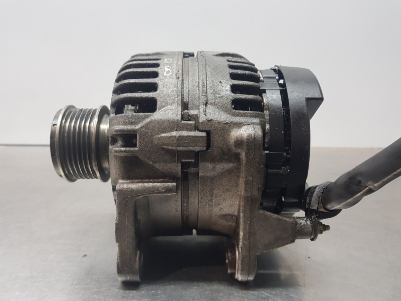 Recambio de alternador para seat leon (1m1) signa referencia OEM IAM 038903024D 0124325131  Recambio de alternador para seat leon (1m1) signa referencia OEM IAM 038903024D 0124325131