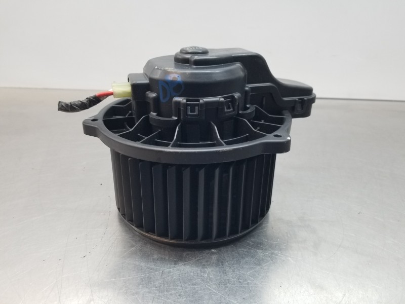 Recambio de motor calefaccion para kia stonic (ybcuv) eco dynamic referencia OEM IAM 97113H8000  