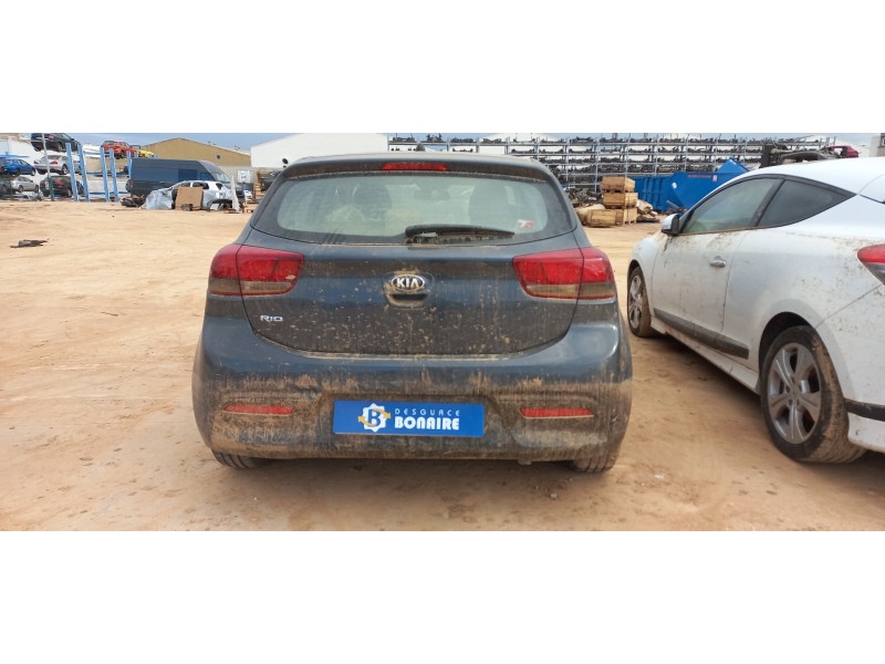 kia rio (yb) del año 2017