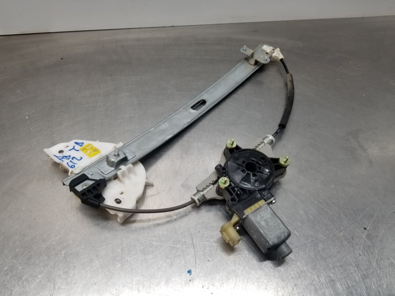 Recambio de elevalunas trasero derecho para kia stonic (ybcuv) eco dynamic referencia OEM IAM 83402H8100 83460H8000 