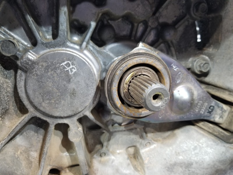 Recambio de caja cambios para kia stonic (ybcuv) eco dynamic referencia OEM IAM 430A026325  