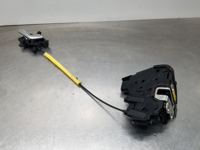 Recambio de cerradura puerta delantera derecha para kia stonic (ybcuv) eco dynamic referencia OEM IAM 81320H8050  