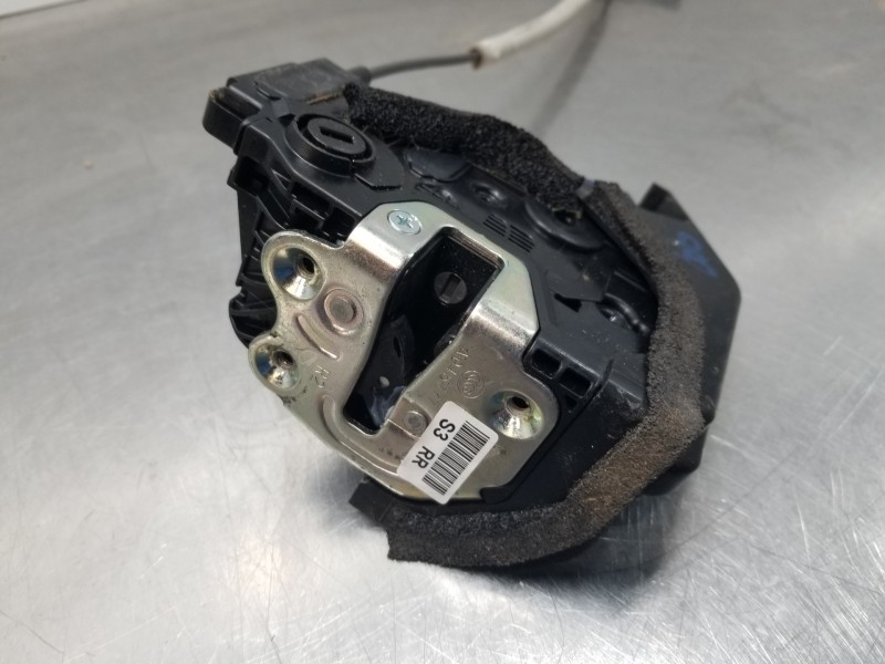 Recambio de cerradura puerta trasera derecha para kia stonic (ybcuv) eco dynamic referencia OEM IAM 81420H8010  