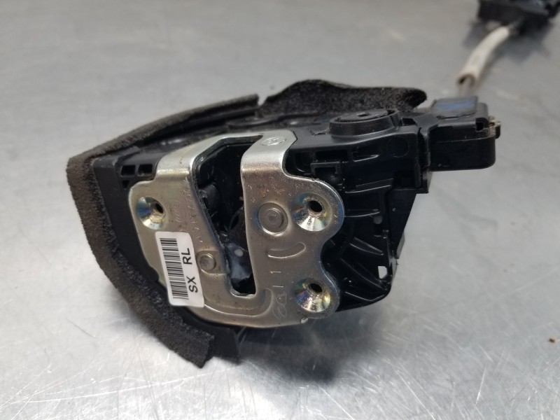 Recambio de cerradura puerta trasera izquierda para kia stonic (ybcuv) eco dynamic referencia OEM IAM 81410H8010  