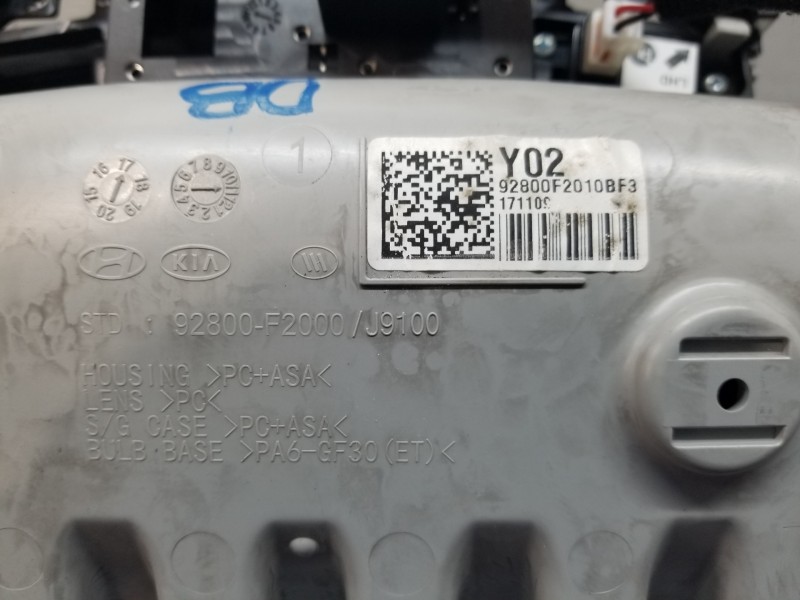 Recambio de luz interior para kia stonic (ybcuv) eco dynamic referencia OEM IAM 92800F2010BF3  