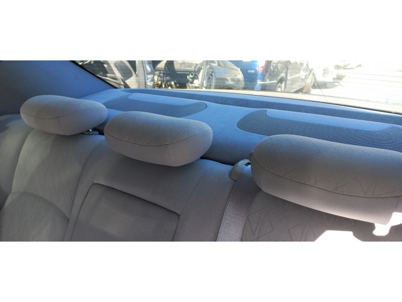 mercedes clase c (w203) berlina del año 2002