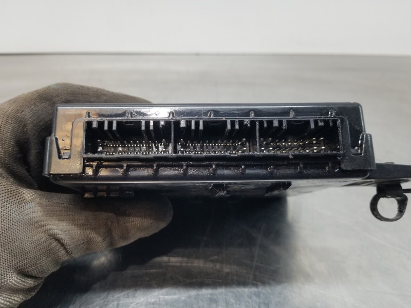 Recambio de modulo confort para kia stonic (ybcuv) eco dynamic referencia OEM IAM 95400H8450  