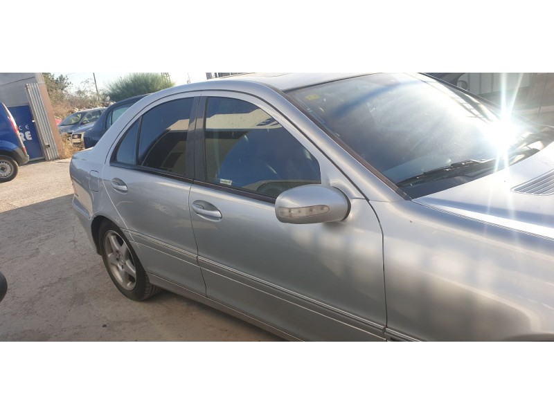 mercedes clase c (w203) berlina del año 2000