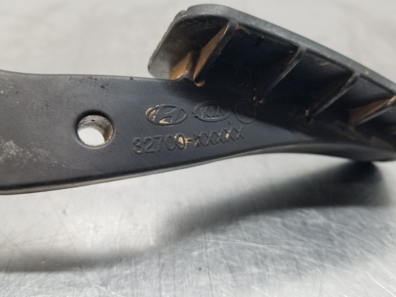 Recambio de pedal acelerador para kia stonic (ybcuv) eco dynamic referencia OEM IAM 32700H8100  