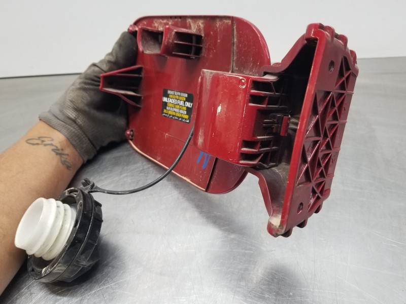 Recambio de tapa exterior combustible para kia stonic (ybcuv) eco dynamic referencia OEM IAM 69510H8400  