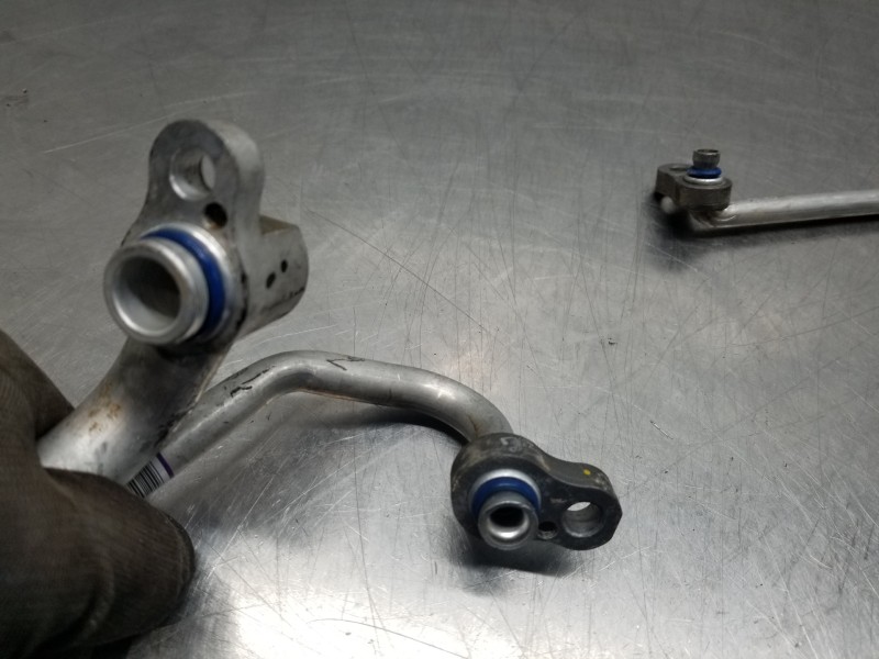 Recambio de tubos aire acondicionado para kia stonic (ybcuv) eco dynamic referencia OEM IAM 97775H8450 T416231100 