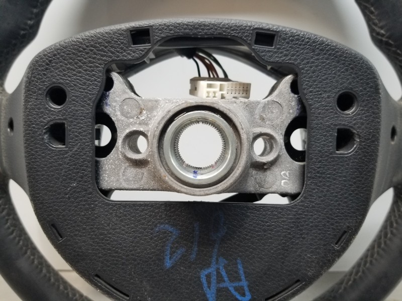 Recambio de volante para kia stonic (ybcuv) eco dynamic referencia OEM IAM 56100H8375WK 56100H8375 