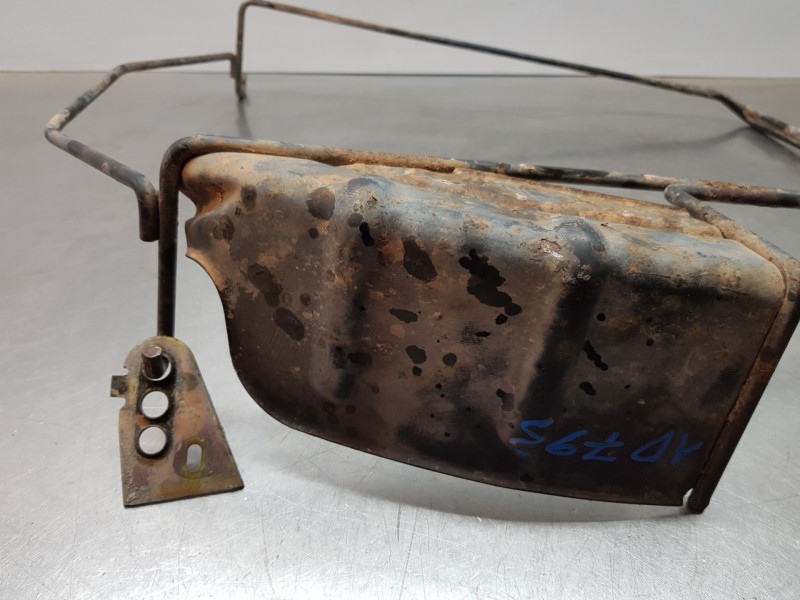 Recambio de soporte rueda repuesto para citroen jumpy furgón referencia OEM IAM 7603C7 9450006329  Recambio de soporte rueda repuesto para citroen jumpy furgón referencia OEM IAM 7603C7 9450006329