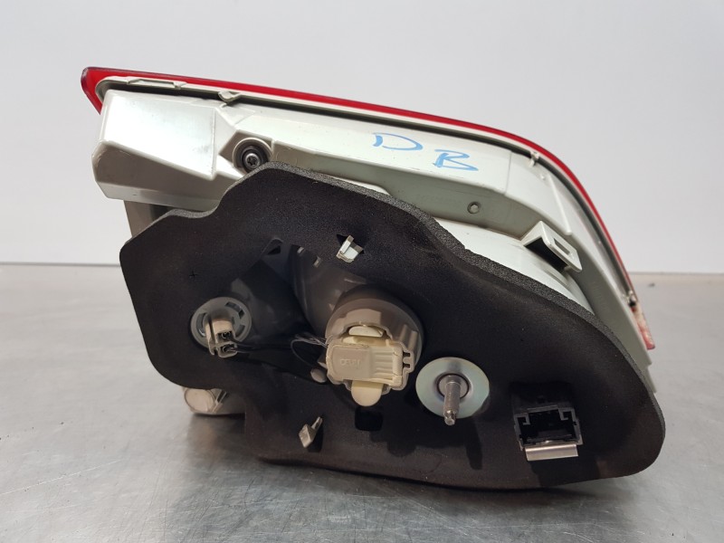 Recambio de piloto trasero derecho interior para peugeot 308 sw allure referencia OEM IAM 9678094880  