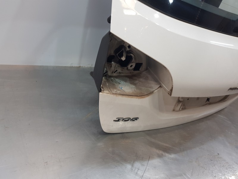 Recambio de porton trasero para peugeot 308 sw allure referencia OEM IAM 1611637180   Recambio de porton trasero para peugeot 308 sw allure referencia OEM IAM 1611637180