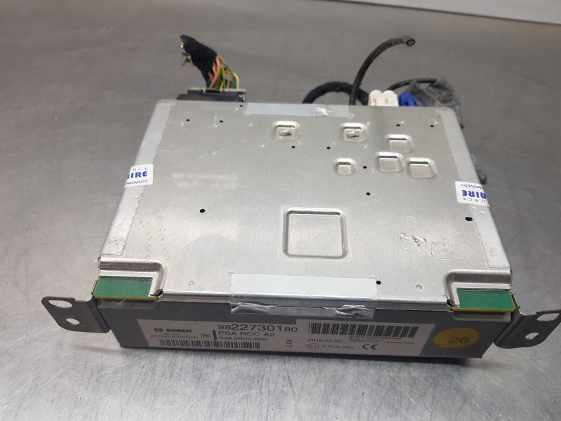 Recambio de sistema audio / radio cd para peugeot 308 sw allure referencia OEM IAM 9822730180  