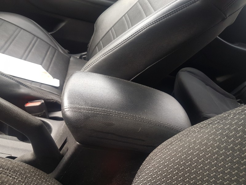 kia carens ( ) del año 2017