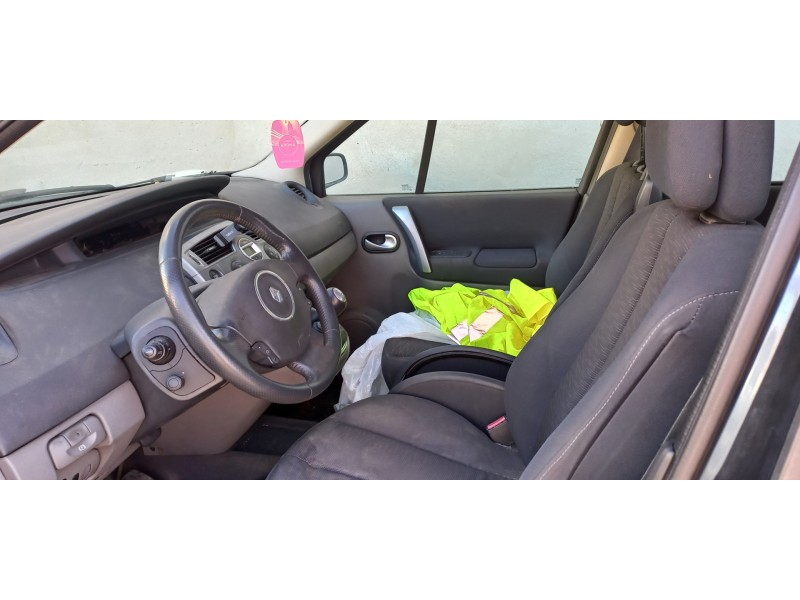 renault scenic ii del año 2008