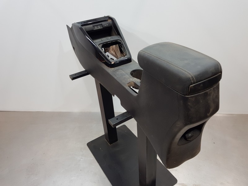 Recambio de juego asientos completo para kia stonic (ybcuv) eco dynamic referencia OEM IAM 88500H8020 88300H8080CUC 88600H8000