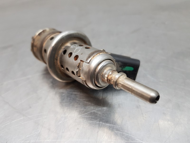 Recambio de inyector para peugeot expert combi bluehdi referencia OEM IAM 9813930180   Recambio de inyector para peugeot expert combi bluehdi referencia OEM IAM 9813930180