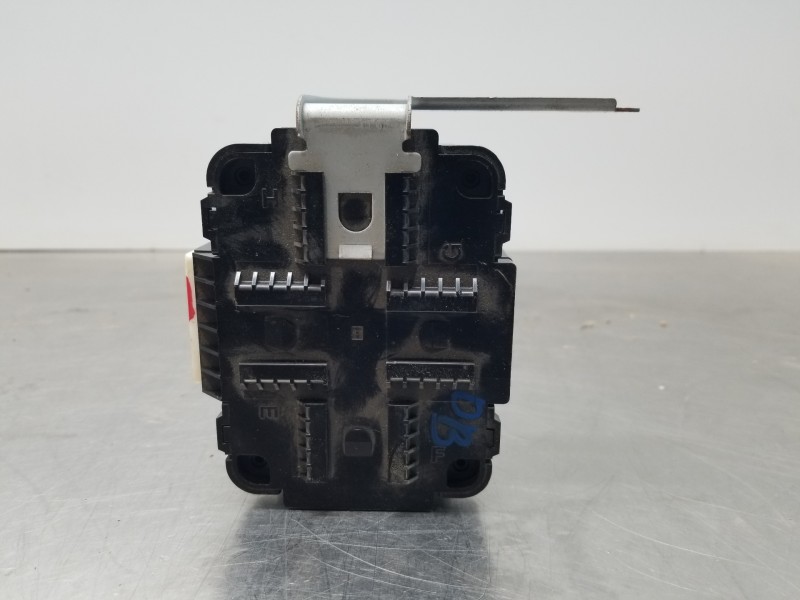 Recambio de modulo electronico para kia stonic (ybcuv) eco dynamic referencia OEM IAM 95300H8000  