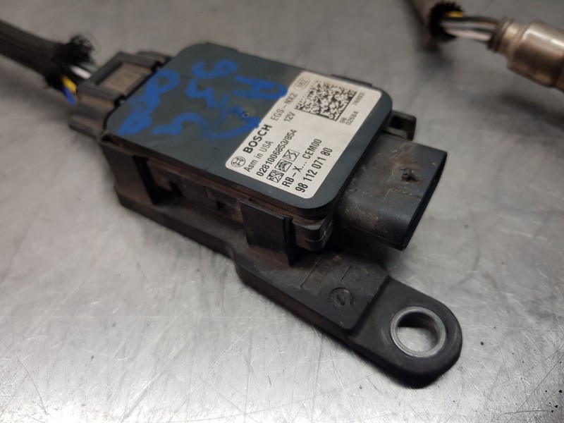 Recambio de sonda lambda para peugeot 308 sw allure referencia OEM IAM 9811207180 0281006853 0281006854