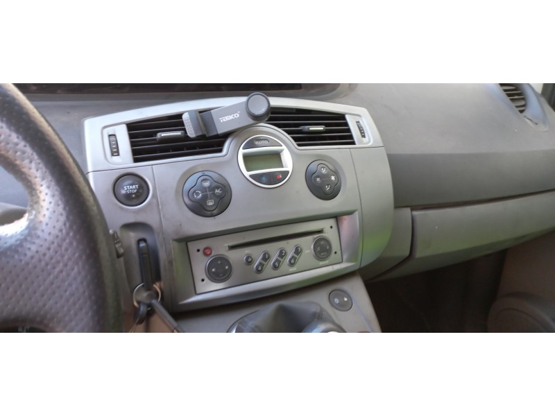 renault scenic ii del año 2008