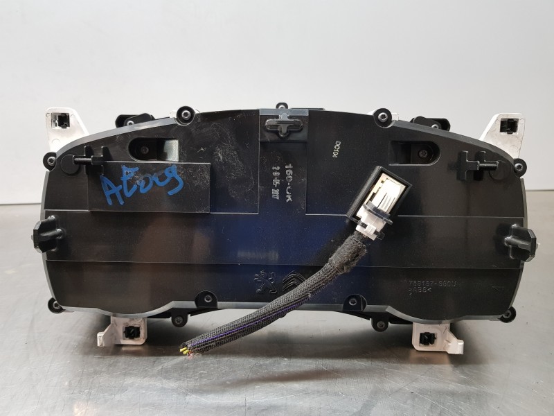 Recambio de cuadro instrumentos para peugeot expert furgón pro bluehdi referencia OEM IAM 9822469880   Recambio de cuadro instrumentos para peugeot expert furgón pro bluehdi referencia OEM IAM 9822469880